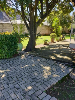 14th avenue lodge, Boksburg